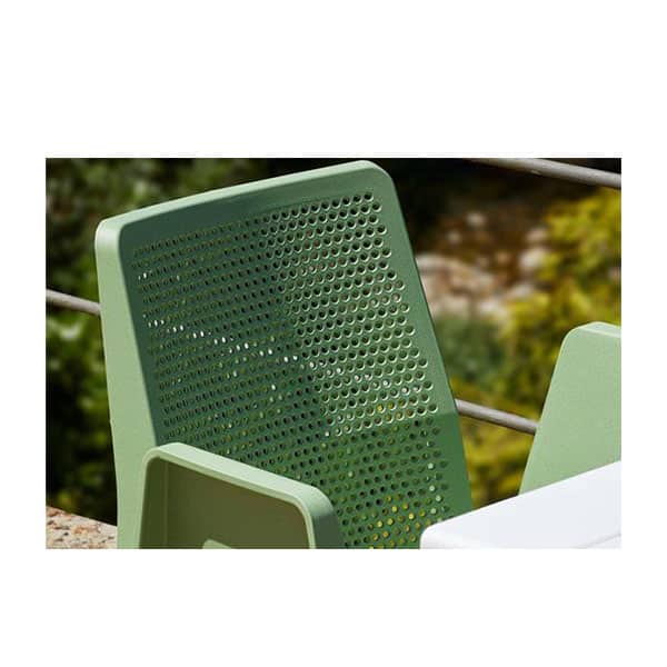 Silla Play Recycled con brazos varios colores (pedido mínimo 4 unidades) Silla Play Recycled con brazos varios colores (pedido mínimo 4 unidades)