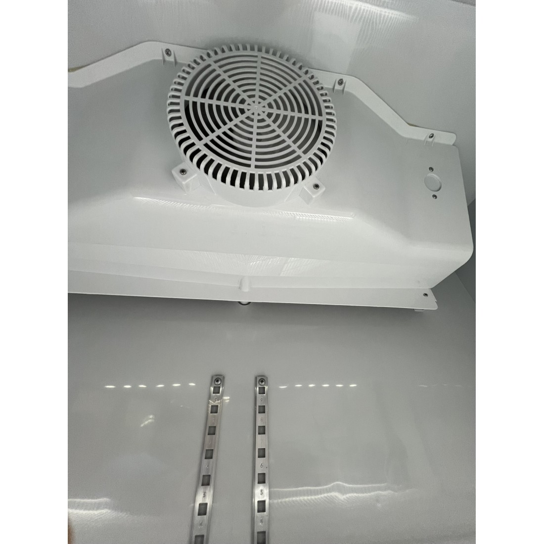 Armario expositor refrigerado dos puertas abatible  D372- DUO OSC-800 Osteleria