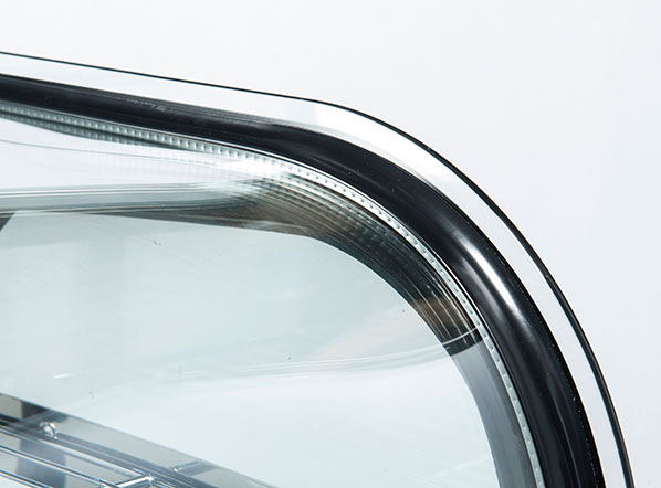 Vitrina refrigerada de sobremesa RC 100B – 100 litros – Acabado negro COOL HEAD EUROFRED