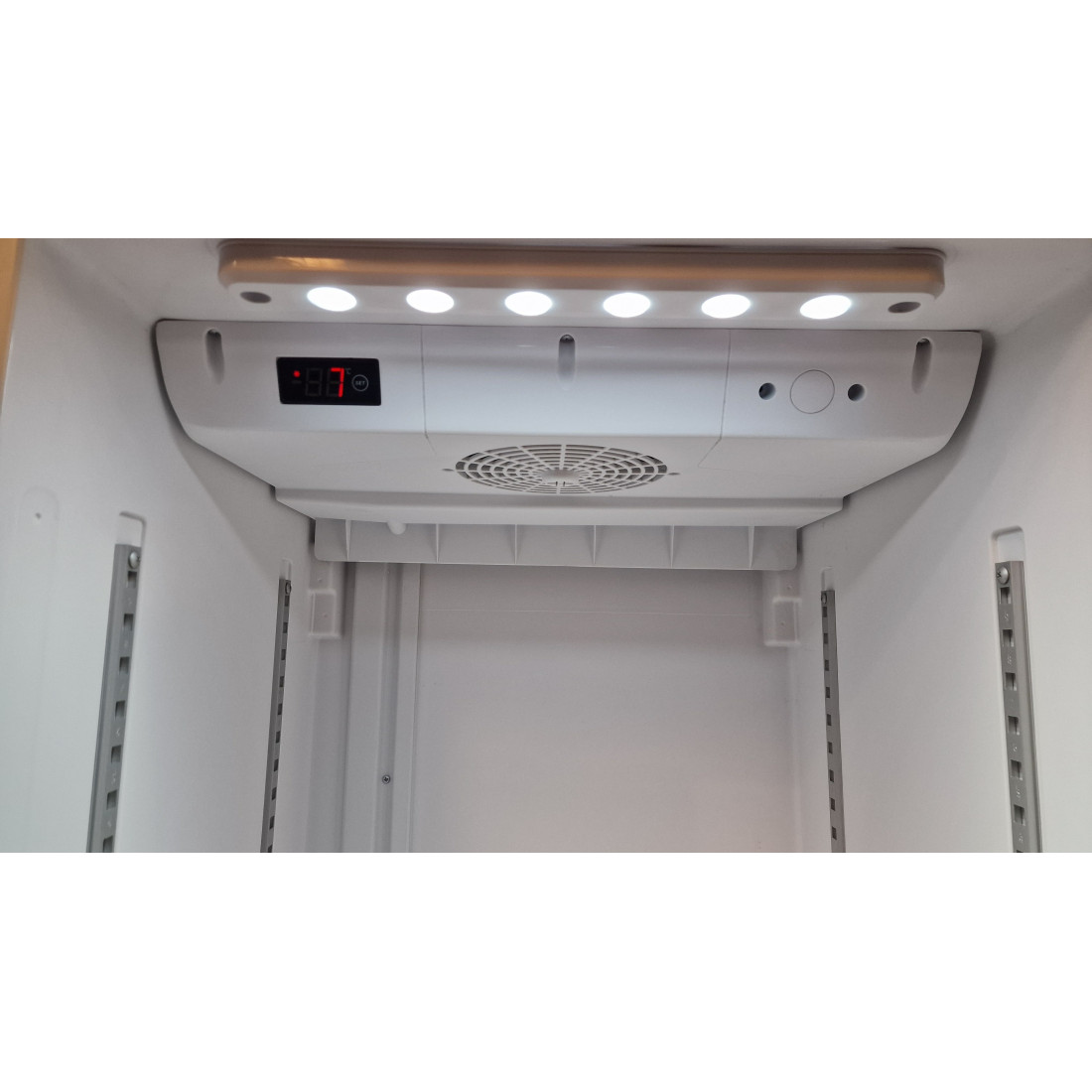 Armario refrigerado expositor SC-390