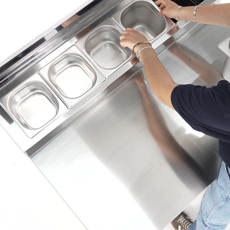Mesa refrigerada Edenox MPGP de encimera mixta, inox y cubetas GN 1/6 refrigeradas Mesa refrigerada Edenox MPGP de encimera mixta, inox y cubetas GN 1/6 refrigeradas