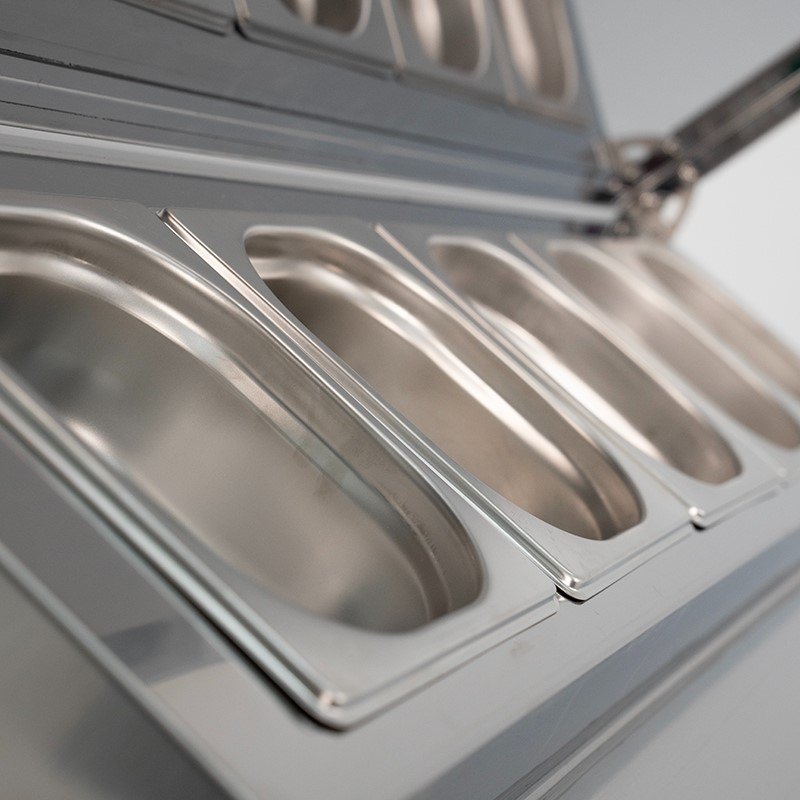 Mesa refrigerada Edenox MPGP de encimera mixta, inox y cubetas GN 1/6 refrigeradas Mesa refrigerada Edenox MPGP de encimera mixta, inox y cubetas GN 1/6 refrigeradas